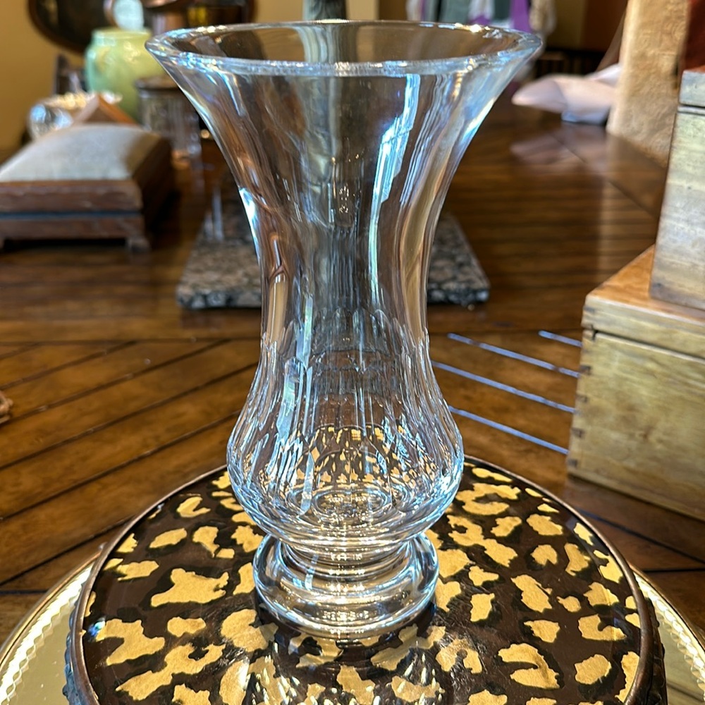 Beautiful Waterford vase in pristine condition